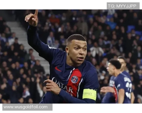 足球明星魅力瞬间全景展示尽显风采与激情